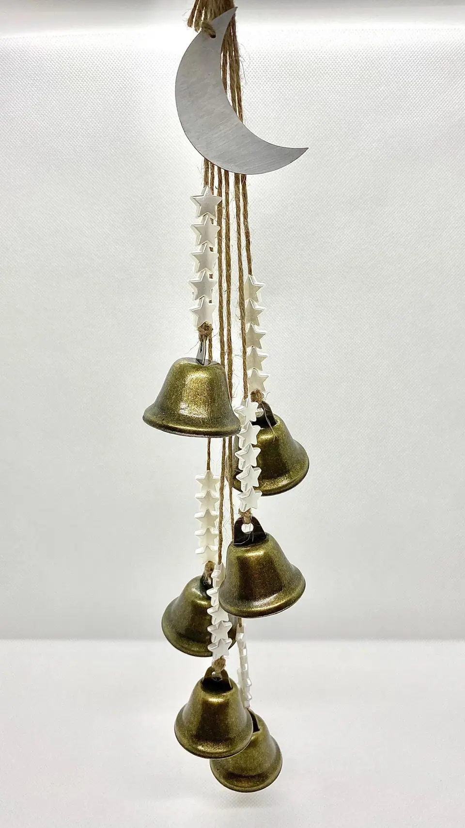 Windspiel mit bayerischen Glöckchen „Mond und Sterne“. Glockenspiel. Hexenglocke. Kuhglocke. Messingglocke. Boho. Hausdesign. Geschenk.