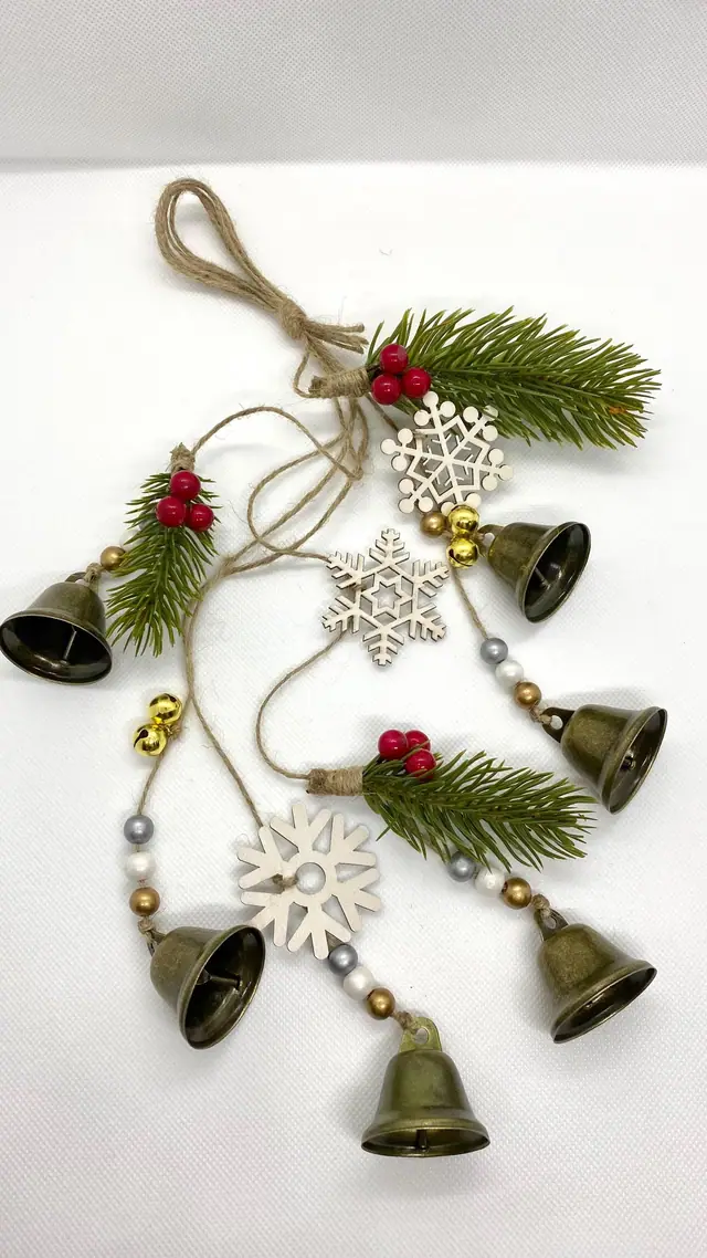 Festive wind chimes “Winterklang” for home decoration. Decoration for fireplace. Brass bell, cow bell. Rustic chimes. Christmas. (photo 4)