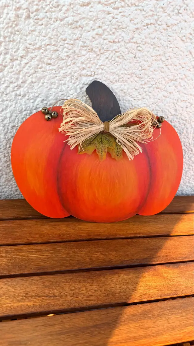 Halloween Kürbis zum Anhängen. Herbst-Deko. Handbemalte Holzscheibe. Kürbisdekoration. Türdekoration. Wandbehang. Spooky. Witchy. Boho (photo 4)