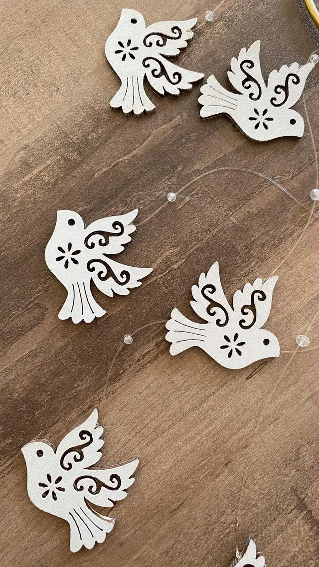 Wooden raven wind chime. Black bird mobile. Magical decoration with glass beads. Boho. Home decoration. Crows. Witch wind chime. Magic. (photo 5)