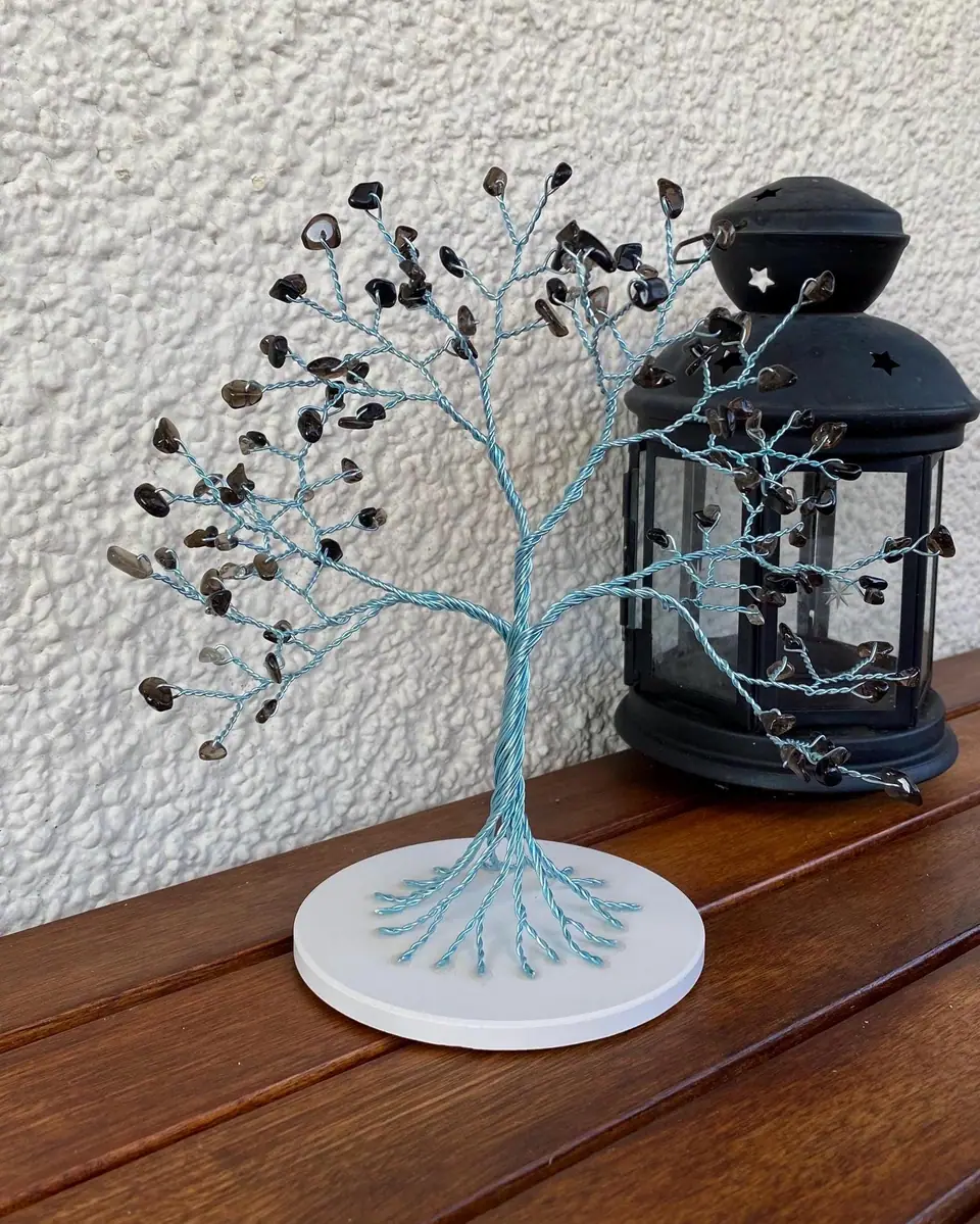 Handmade tree made of wire and natural stones/ decoration/ gift.